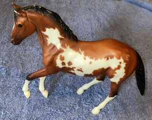 Ginger Breyer Form #3040GI Pinto Foal Bay Overo 2005-2007 - Bild 1 von 10