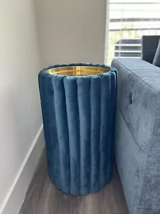 Side Table with Metal Tabletop Side Table for Living Room Bedroom Round - Picture 1 of 10