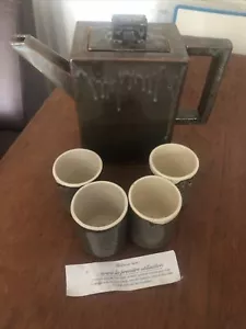 PENTOLA MOCHA VINTAGE E SET DI 4 TAZZE FRANCESE - Foto 1 di 8