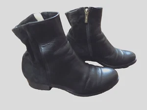 Jimmy Choo schwarze Stiefel Chelsea Leder & Wildleder Knöchel 1" Absatz WEICHE Booties 6,5 - Bild 1 von 11