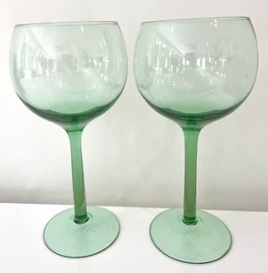Set Of 2 Emerald Green Bowl & Stem Balloon Wine Glasses Hand Blown 7.25" Tall - Picture 1 of 6