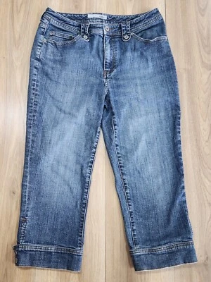 Pantalones de mezclilla Chico's Platinum para mujer talla 1, detalles con botones, bolsillos, azul denim  Foto 1 de 4