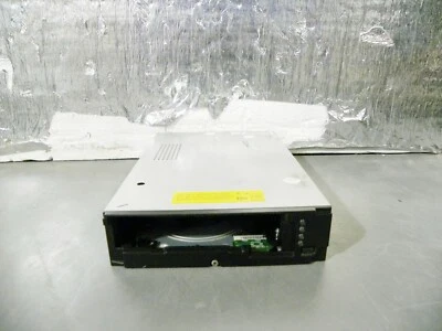 TE8000-035 Quantum Superloader3 L700 internal tape drive FH SCSI  SUB:006 - Image 1 of 4