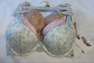 女士 Jessica Simpson 3 件装文胸 36C 米色粉色蓝色花边聚拢 — 第 1/4 张图片
