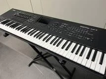 Yamaha Motif XF7 76 Key Synthesizer keyboard - Image 1 of 4