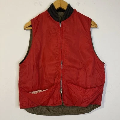 Vintage 70s Duxbak Aircel Reversible Hunting Vest Red And Olive Green Size Mediu - Image 1 of 4