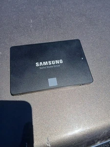 SAMSUNG 860 EVO 1TB 2.5" SATA SOLID STATE DRIVE (MZ-7LH1T0) - Afbeelding 1 van 2
