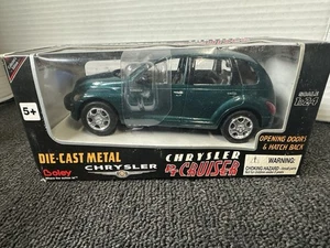 Boley Chrysler PT Cruiser 1:24 Die Cast - GREEN 2000 sealed new in box MS9 - Picture 1 of 5