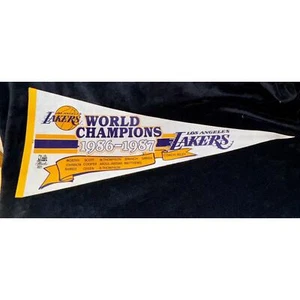 Authentic 1987 Los Angeles Lakers 30" Pennant Showtime Champions NBA Finals READ - Picture 1 of 11