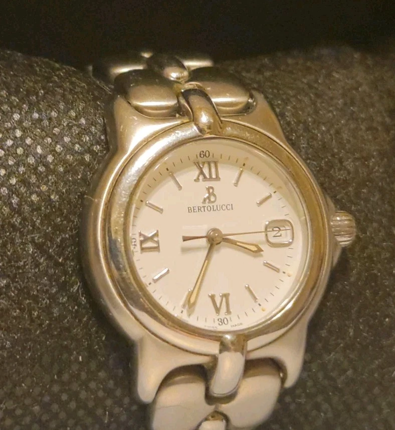 Reloj Bertolucci Pulchra Hecho en Suiza 7 Joyas Zafiro Damas 24MM Batería NUEVA Foto 1 de 4
