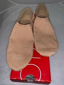 Capezio Girls Dancing shoes Nude Color Size 6.5 m - Picture 1 of 6
