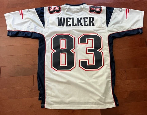 Reebok Men's Size Large NFL On Field New England Patriots Wes Welker Jersey Cover