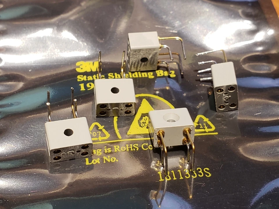 5 NEW Positronic GFPL4F000H Mil-Spec Rectangular 4 Pin Utility Connectors - Image 1 of 2