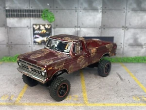 1976 Ford F-250 Pickup Lifted 4x4 Rusty Weathered Customized 1/64 Diecast Truck - Bild 1 von 14