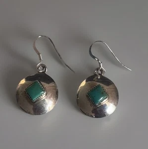 Pendientes de plata esterlina turquesa nativa del suroeste Peggy P Skeets #10 - Imagen 1 de 12