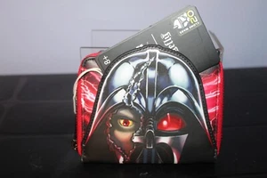 Portafoglio Loungefly Darth Vader Ahsoka Duel porta carte zip nuovo con etichette Star Wars - Foto 1 di 2