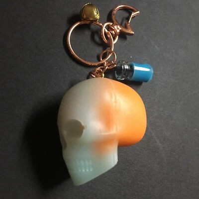 ~ ¡¡Llavero Boba/Bebida de Frutas Calavera Resina Hecho a Mano!!! Foto 1 de 3
