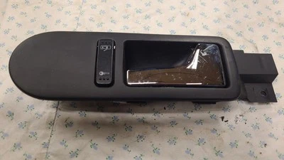 Volkswagen Beetle 1998-2010 pasajero derecho manija puerta lateral bisel interior 5 Foto 1 de 4