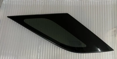 Mercedes Benz GLE350 2020-2025 cuarto de vidrio (lado del conductor) Foto 1 de 4