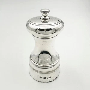 VINTAGE PEPPER MILL GRINDER STERLING SILVER ELIZABETH II LONDON 1979 C J VANDER - Picture 1 of 8