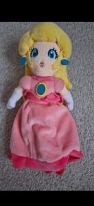 Nintendo Princess Peach Toy Plush - Picture 1 of 2