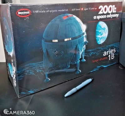 Moebius Models 2001 A Space Odyssey Aries 1B Transbordador Lunar Modelo Escala 1:48 NUEVO Foto 1 de 4