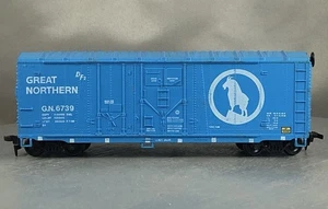 Athearn - Great Northern - 40' Grain Loading Box Car # 6739 - Picture 1 of 6