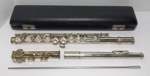 F.E Olds & Son Special Flute And Original Hard Case - Picture 1 of 6