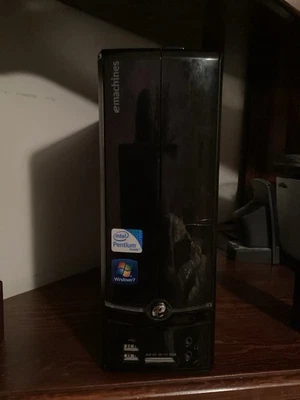 Emachine Intel Pentium Windows 7   EL1852G-52W Hard drive With LC20 Inch Screen - Image 1 of 4