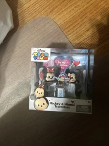 Disney Tsum Tsum Mickey & Minnie Sweeties Be My Valentine Geschenkset in Schachtel - Neu im Karton - Bild 1 von 3