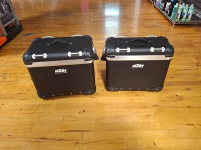 KTM Touratech side case SET - Imagem 1 de 4