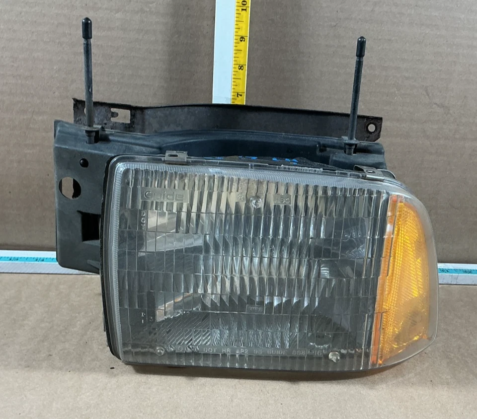 Lámpara de cabeza lateral del conductor Chevrolet Blazer S10 1995-1997 114-00252L OEM Foto 1 de 4