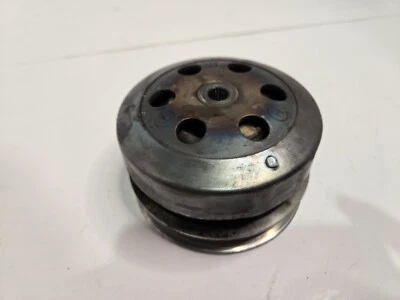 05 Conjunto de embrague secundario trasero HONDA Ruckus NPS50 22100-GCH-000 OEM Foto 1 de 4