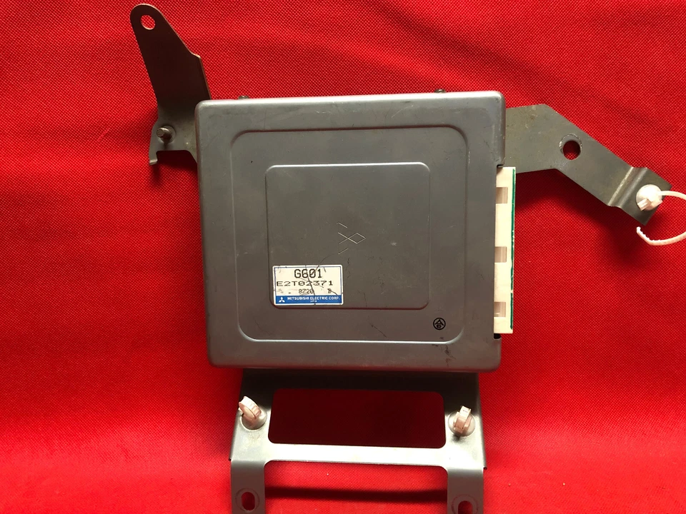 程序 REBUILT PLUG & PLAY 89 MAZDA MPV 2.6 ECM ECU 模块 PCM G601 E2T02371 — 第 1/1 张图片