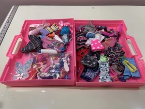 Vintage 1992 rosa Barbie Puppenkleidung Koffer Tragetasche Aktentasche mit Accy Mattel - Bild 1 von 15