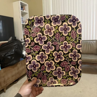 Vera Bradley 三聚氰胺托盘梅花瓣图案 10 x 13 装饰托盘花卉 — 第 1/3 张图片