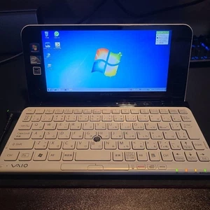Sony VAIO VPCP119KJ Type-P Atom Z530 2GB 64GB SSD Win7 32bit White Tested adapte - Picture 1 of 9