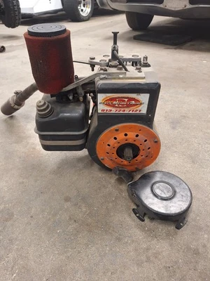 Motor de carreras Briggs & Stratton Scott's techo plano 5 hp Foto 1 de 3
