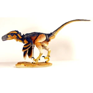 Pyroraptor Fans Choice Versión Dinosaurio Bestias del Mesozoico Raptor Jurásico - Imagen 1 de 5
