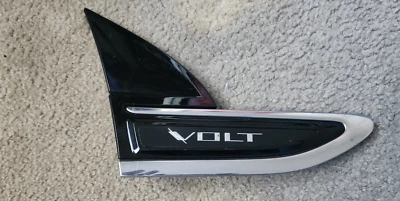 Chevrolet Volt 2013 emblema moldura derecha 20774121 Foto 1 de 4