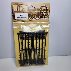 16 Telegraph Poles Wood coloured finish for OO/HO Scale - Picture 1 of 8