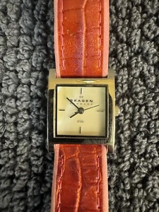 Skagen Womens Watch 528SSLP4 Red Leather Band Silver Case MOP Dial New Battery - Picture 1 of 4