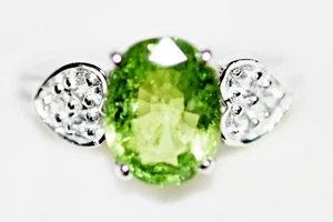 Tourmaline 9ct White Gold Ring 9x7mm Vivid Green Tourmaline & W Topaz Size N - Picture 1 of 11