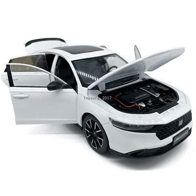 1:18 Honda Accord Model Car Diecast Toy Cars for Boys Adults Collection White - Image 1 of 4