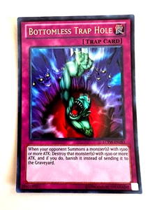 Bottomless Trap Hole - LCYW-EN181 - Ultra Rare - Unlimited Ed. YuGiOh TCG Card - Picture 1 of 1