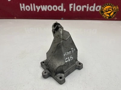 2012-2017 MERCEDES C E CLS GLK 3.0 3.5 RWD RIGHT ENGINE MOUNT SUPPORT BRACKET OE - Image 1 of 4