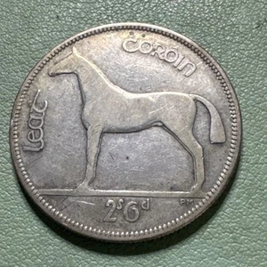 IRELAND: IRISH SILVER HALF CROWN 1928. KM 8. FIRST YEAR OF ISSUE. - Picture 1 of 8