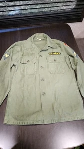 Vintage US Army Shirt Mens Small OG-107 Sateen Vietnam Era Patch 60s Military - Picture 1 of 10
