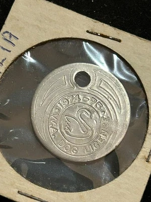 1974-75 年杰拉尔顿西澳大利亚州税币狗牌许可证 #1282 — 第 1/2 张图片
