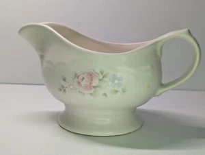 Pfaltzgraff Tea Rose Gravy Boat – Vintage Stoneware Floral Serveware - Picture 1 of 7